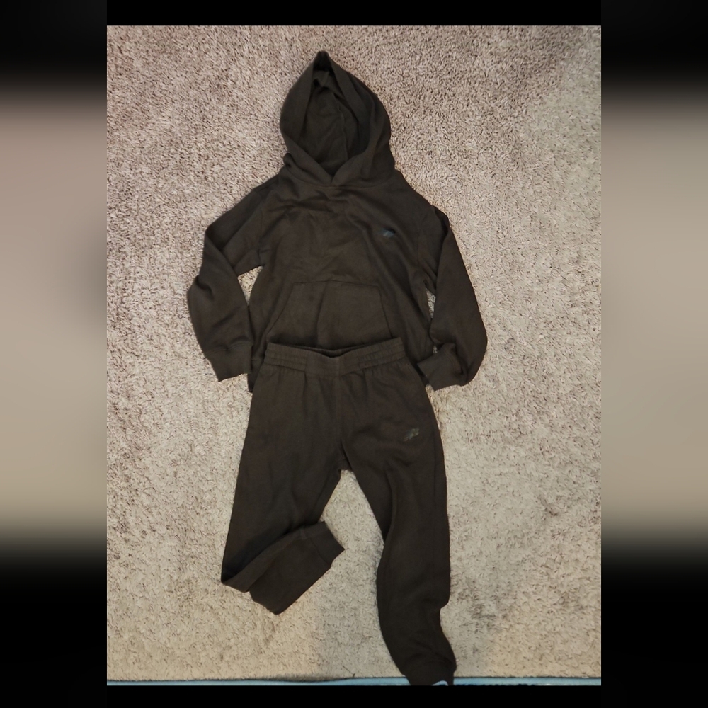 Boys New Balance Sweatsuit